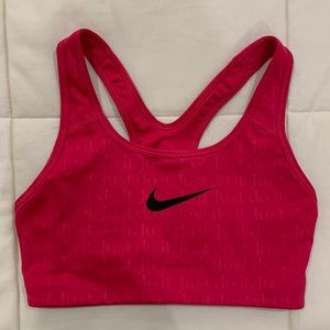 Pink Butterfly Nike women’s crop running
